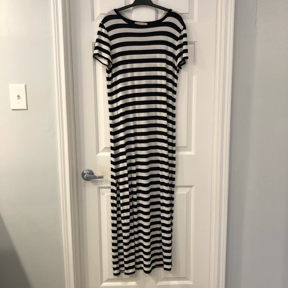MICHAEL KORS - Black & White Maxi Dress